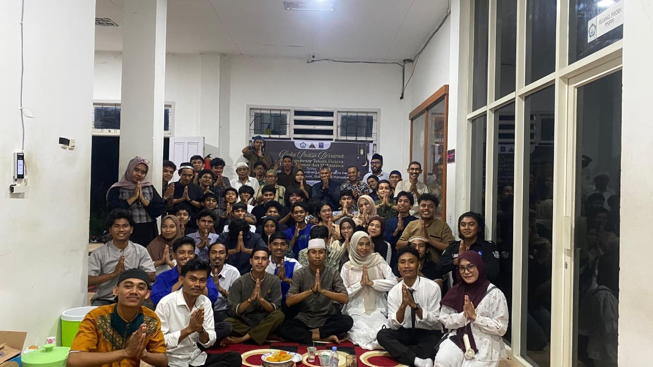 Pererat Silaturahmi, Keluarga Besar Teknik Elektro Unkhair Gelar Buka Puasa Bersama